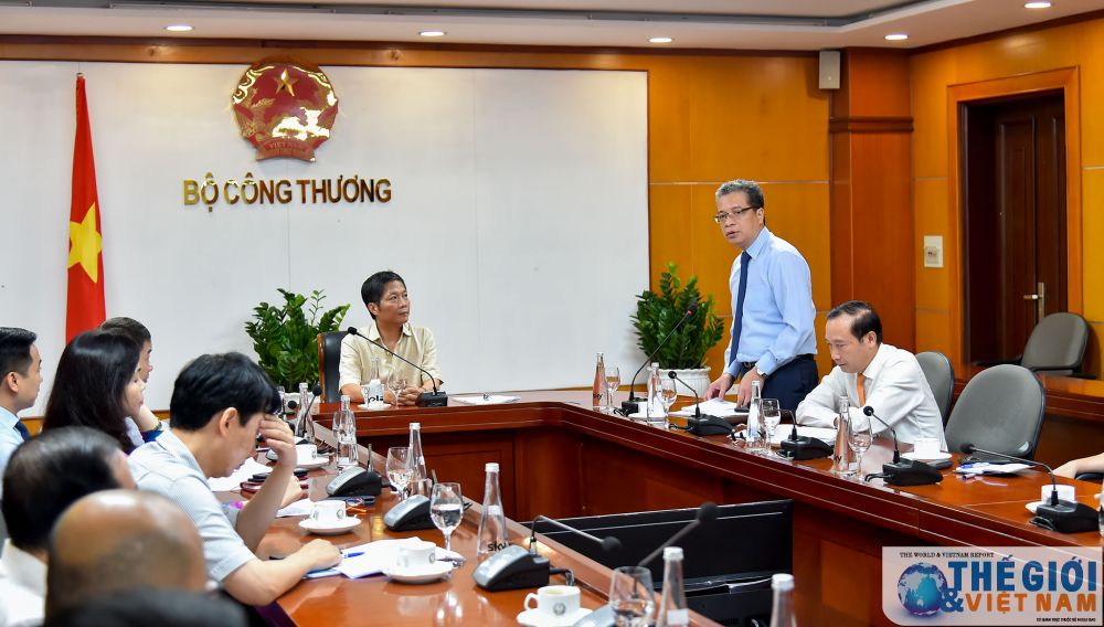 cac co quan dai dien viet nam o nuoc ngoai va thuong vu la don vi tien phong mo thi truong 2