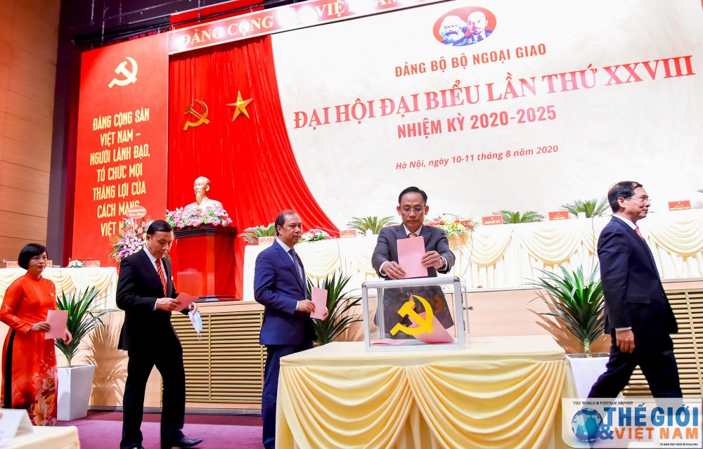 dai-hoi-dai-bieu-dang-bo-bo-ngoai-giao-lan-thu-xxviii-thanh-cong-tot-dep-7