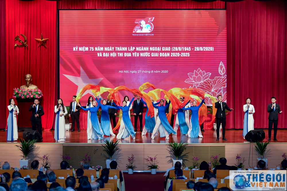 mot-so-hinh-anh-tai-le-ky-niem-75-nam-ngay-thanh-lap-nganh-ngoai-giao-18