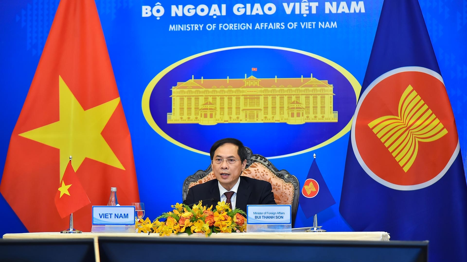 de nghi han quoc tiep tuc nang cao nang luc y te va bao dam cung ung vaccine covid19 cho cac nuoc asean
