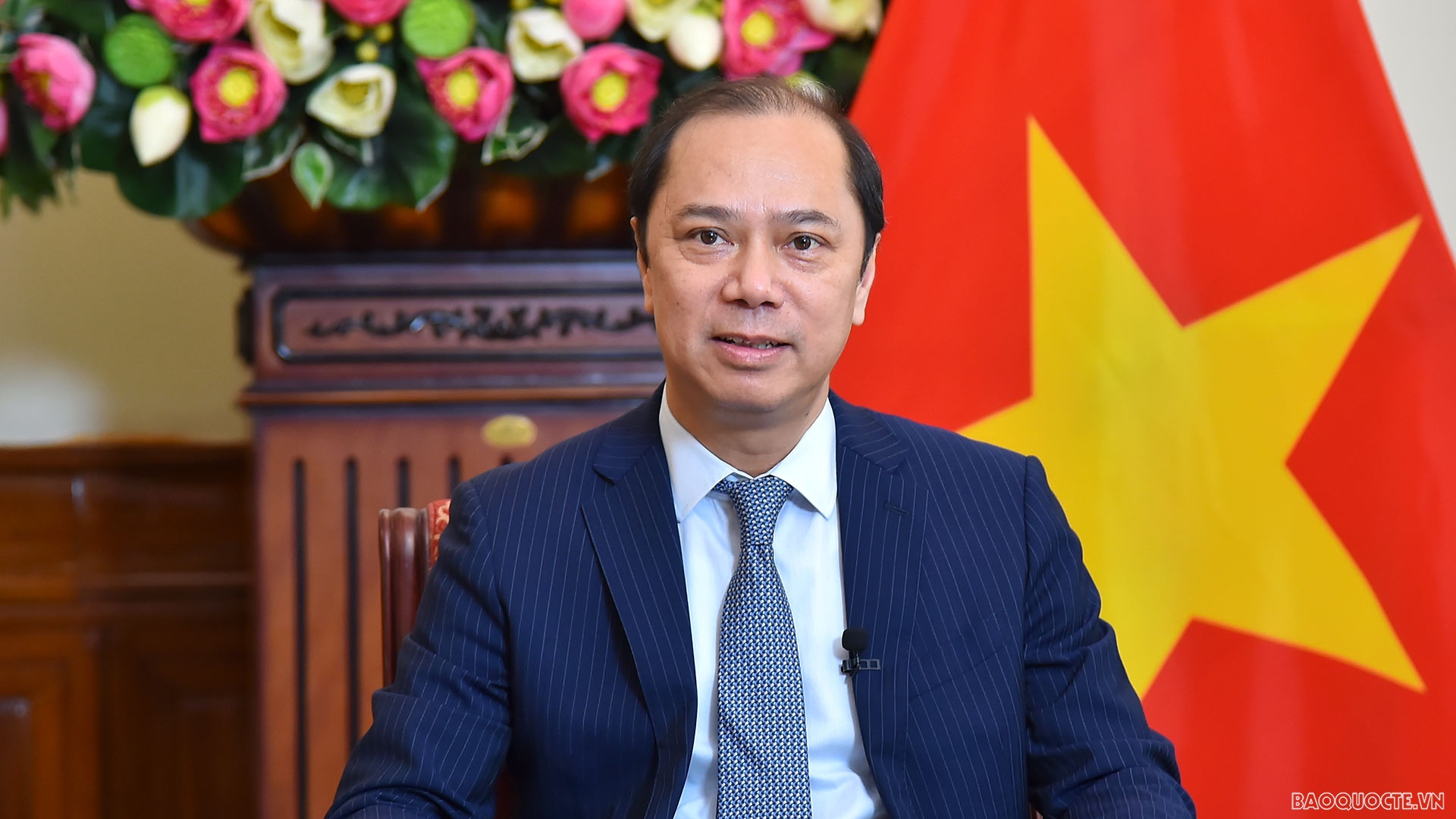 Thứ trưởng Ngoại giao Nguyễn Quốc Dũng điện đàm với Phó Trợ lý Tổng thống và Trợ lý Ngoại trưởng Hoa Kỳ