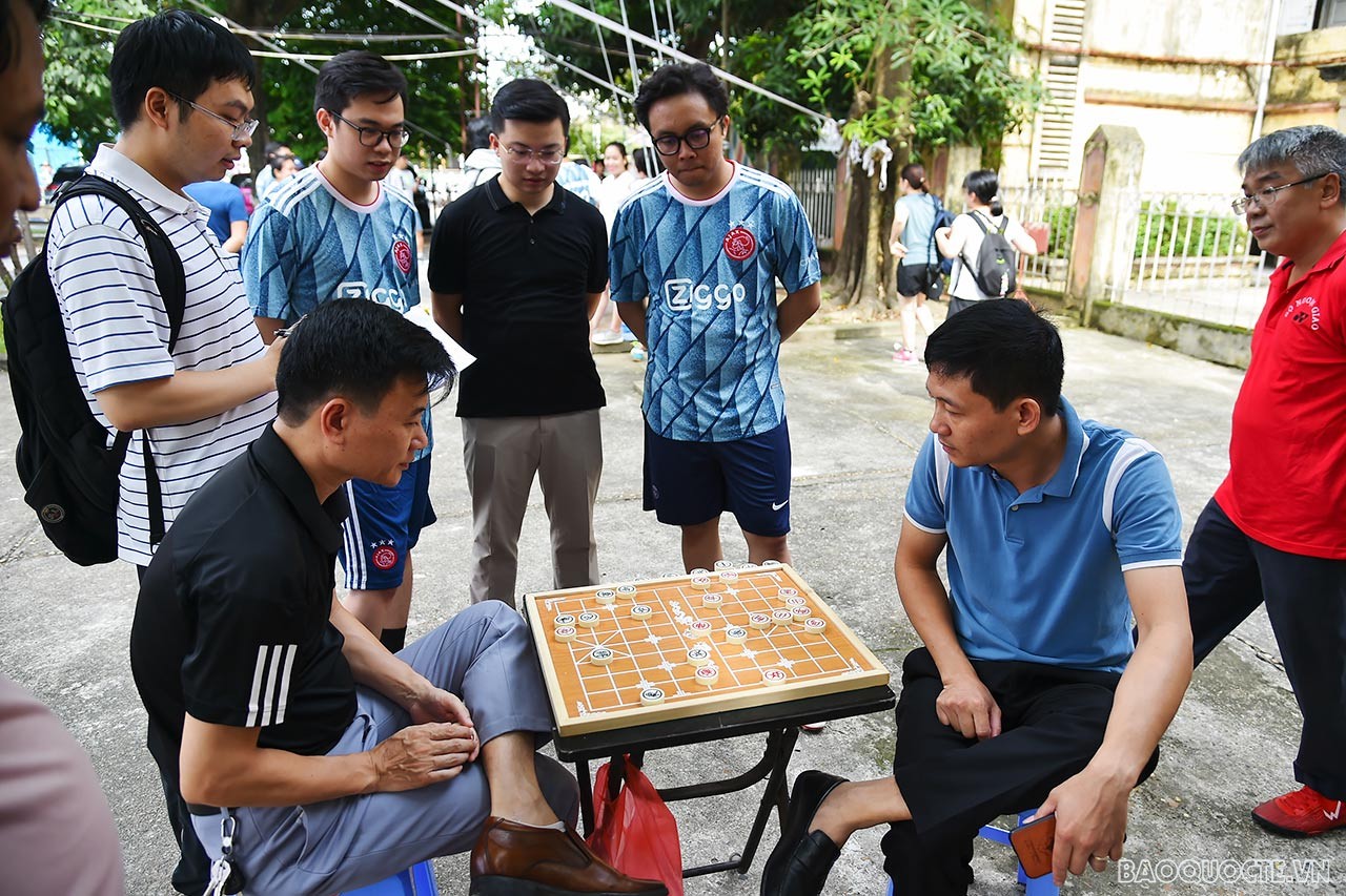 Hội thao chào mừng 77 năm ngày thành lập ngành Ngoại giao