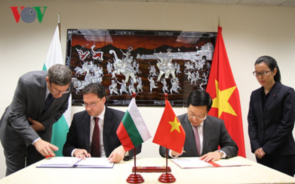 pho thu tuong pham binh minh tiep xuc ben le dai hoi dong lhq