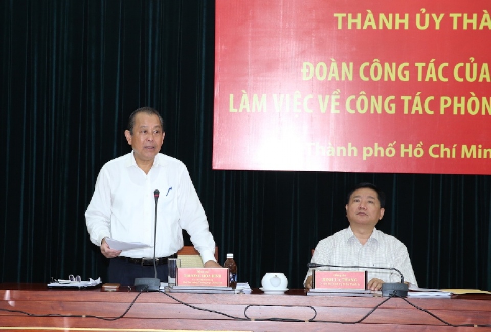 TPHCM cần đẩy nhanh xử lý các vụ tham nhũng nghiêm trọng tin nhap 20160926214320