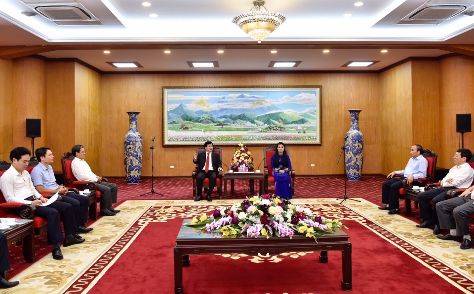 vinh phuc can uu tien phat trien cong nghiep du lich dich vu