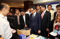 microsoft hua tang may tinh cho thay giao ve man hinh ms word len bang