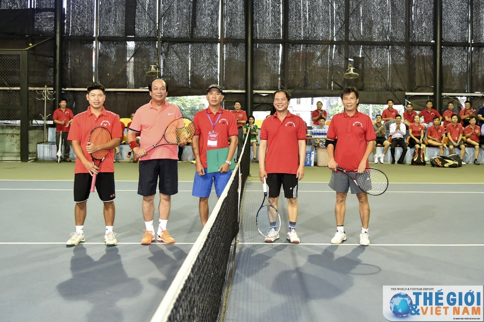 tung bung buoi giao luu the thao giua bo ngoai giao va van phong chinh phu