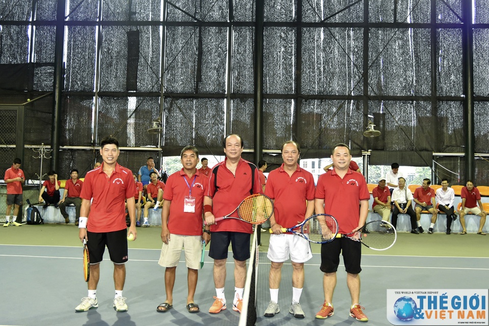 tung bung buoi giao luu the thao giua bo ngoai giao va van phong chinh phu