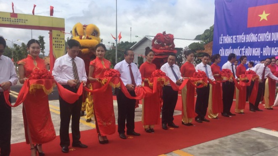 Thông xe tuyến đường chuyên dụng vận tải hàng hóa Việt Nam - Trung Quốc tin nhap 20170911220939