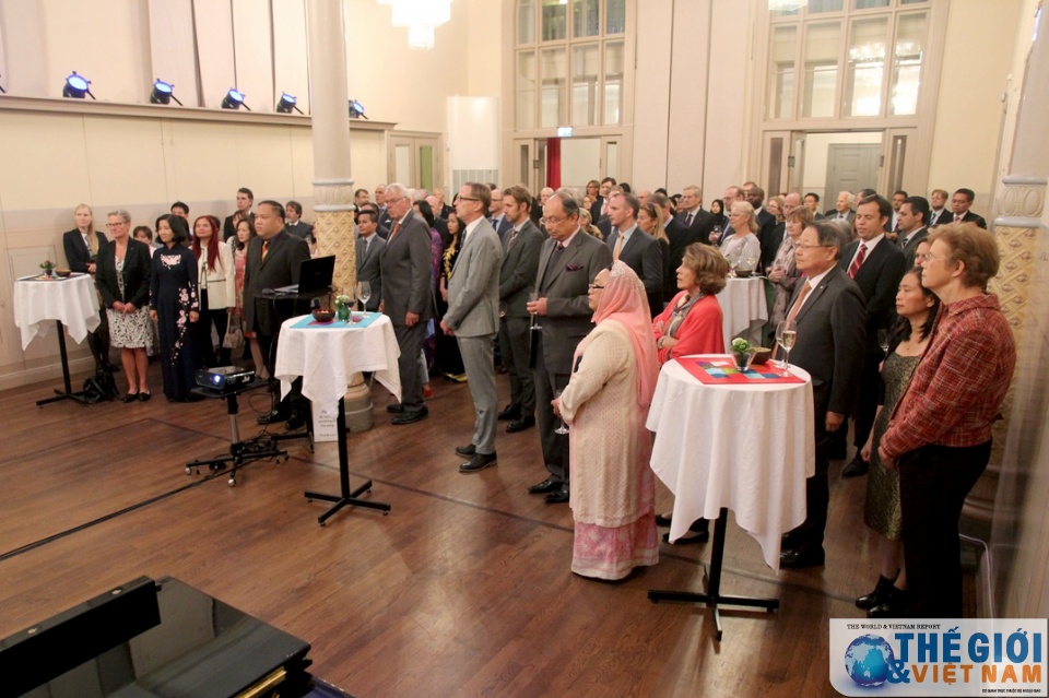 dai su quan viet nam tai thuy dien to chuc ky niem 72 nam quoc khanh