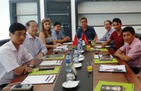 dai su quan viet nam tai tho nhi ky tham gia hoi cho tu thien