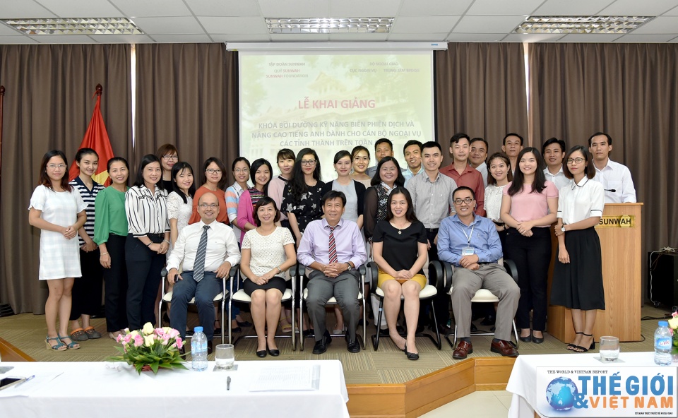 khai giang khoa dao tao nang cao ky nang bien phien dich cho can bo ngoai vu