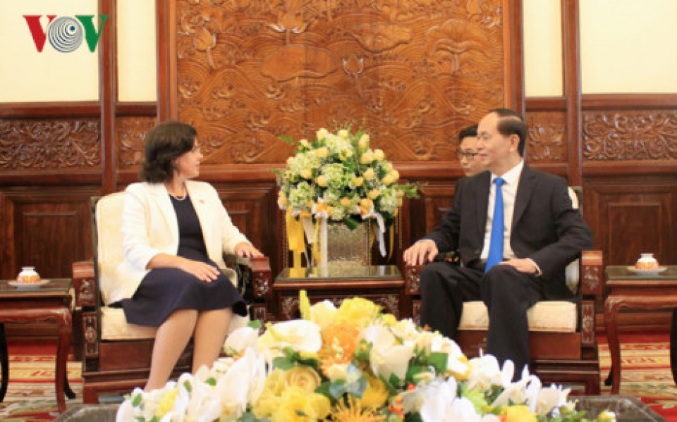 chu tich nuoc tra n da i quang tiep cac dai su trinh quoc thu