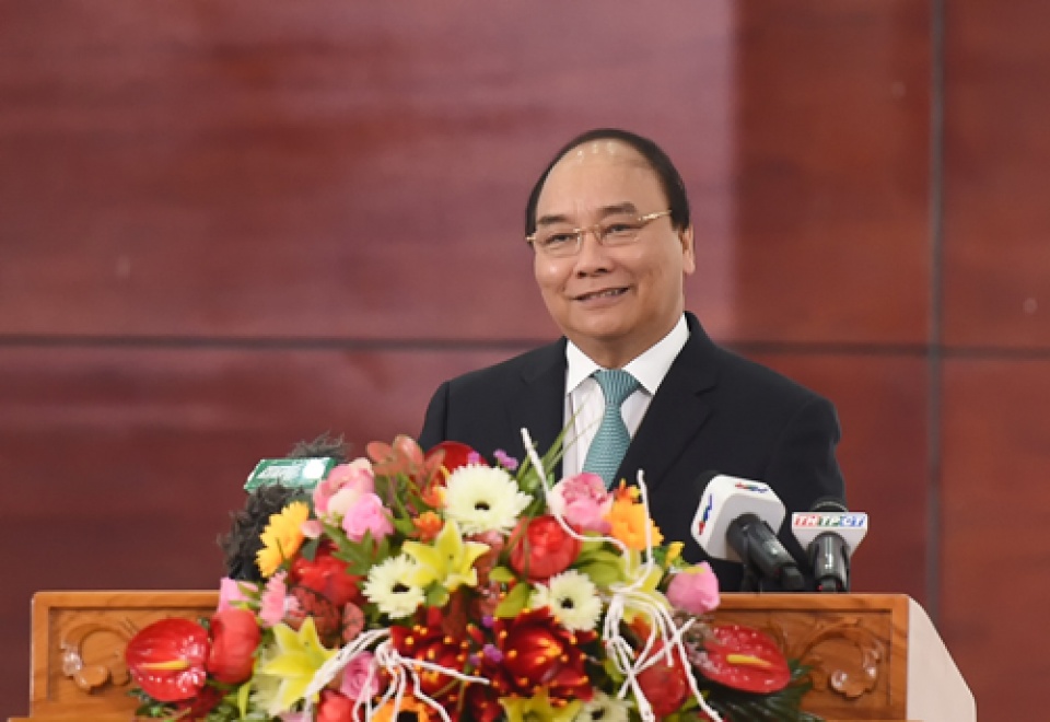 Thủ tướng dự Hội nghị xúc tiến đầu tư tỉnh Hậu Giang tin nhap 20170928232728