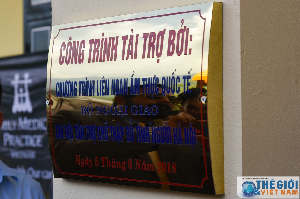 ngoai giao doan chung tay cung tre vung cao don ngay hoi den truong