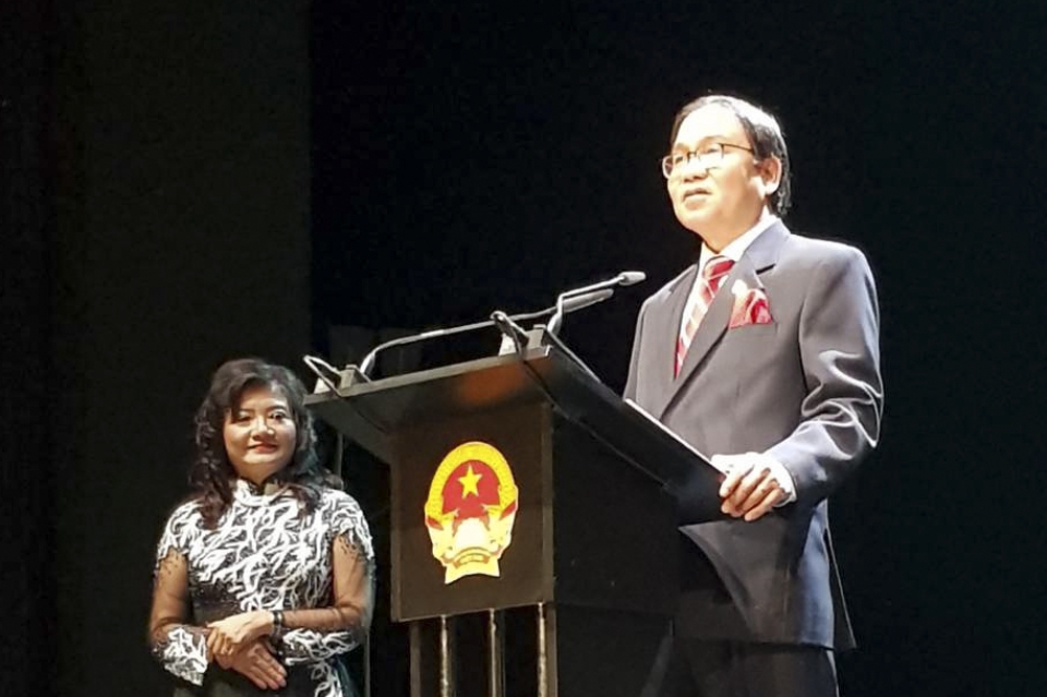 Trang trọng kỷ niệm 73 năm Quốc khánh Việt Nam tại Ba Lan và 100 năm giành độc lập Ba Lan trang trong ky niem 73 nam quoc khanh viet nam tai ba lan va 100 nam gianh doc lap ba lan