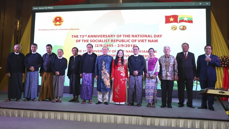 sac mau van hoa viet nam trong le ky niem quoc khanh 29 tai myanmar