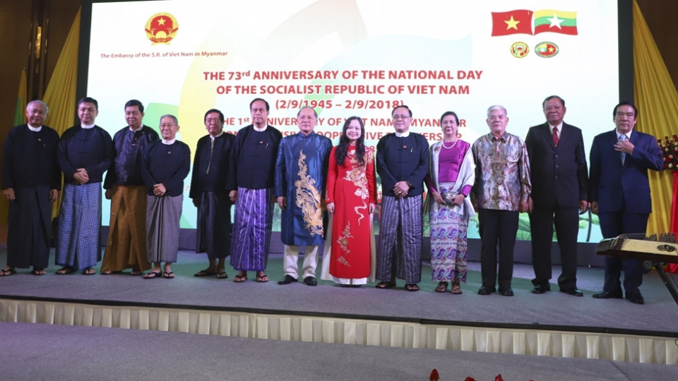 sac mau van hoa viet nam trong le ky niem quoc khanh 29 tai myanmar