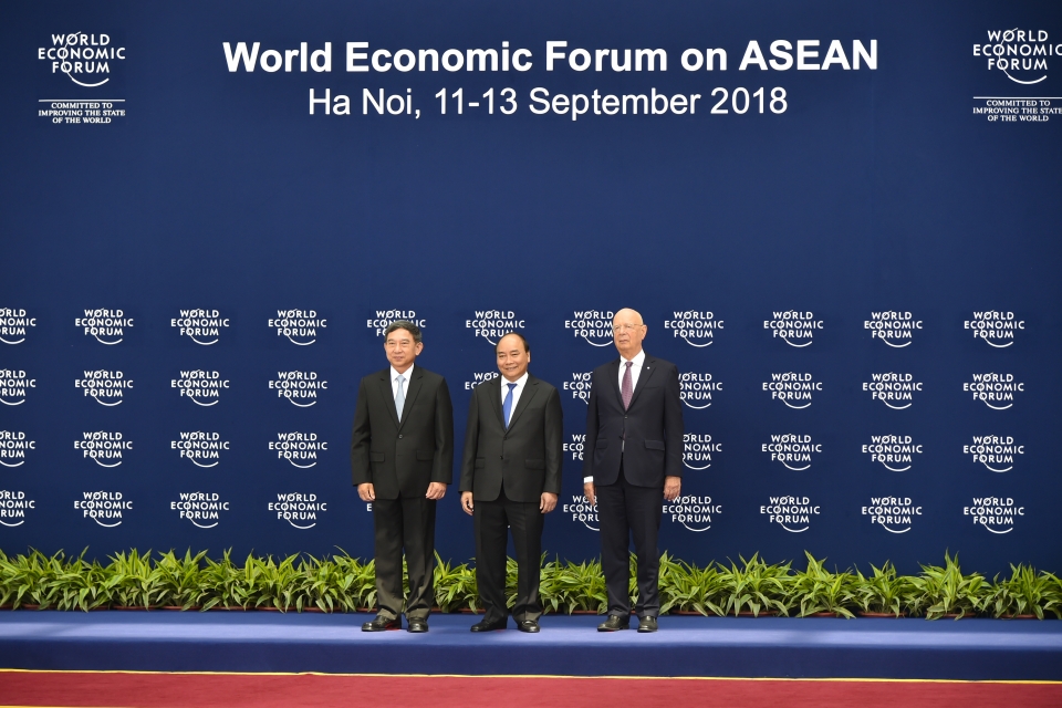 toan canh le don cac truong doan tham du wef asean 2018