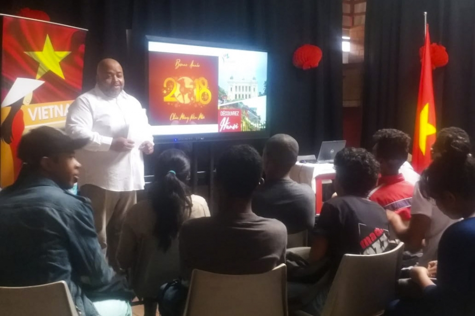 hang hoa viet nam duoc hoan nghenh o mozambique va madagascar