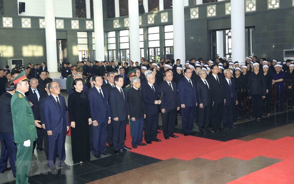 lanh dao dang nha nuoc vieng chu tich nuoc tran dai quang