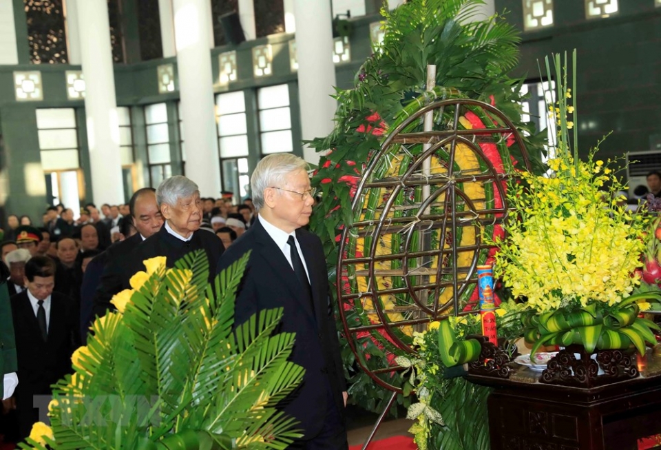 lanh dao dang nha nuoc vieng chu tich nuoc tran dai quang