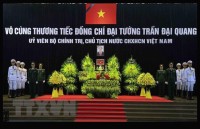 bao han quoc dua tin ve le vieng chu tich nuoc tran dai quang