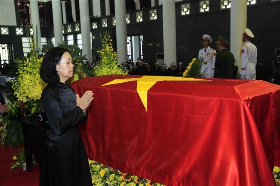 lanh dao dang nha nuoc vieng chu tich nuoc tran dai quang