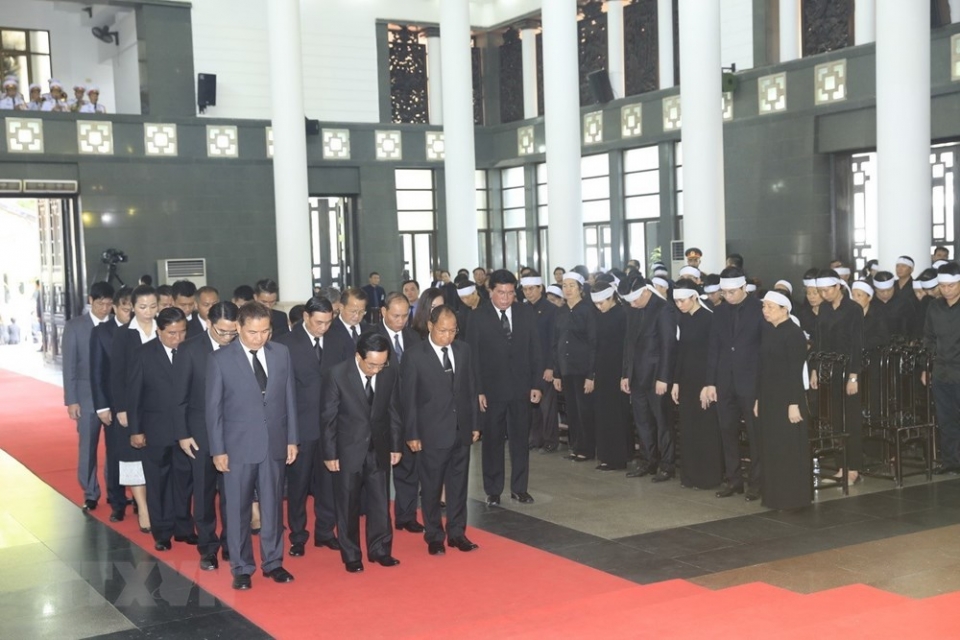 pho chu tich nuoc lao vieng chu tich nuoc tran dai quang