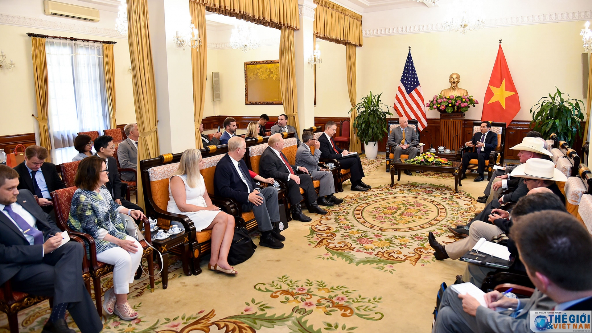 thu truong thuong truc bui thanh son tiep thong doc bang nebraska hoa ky