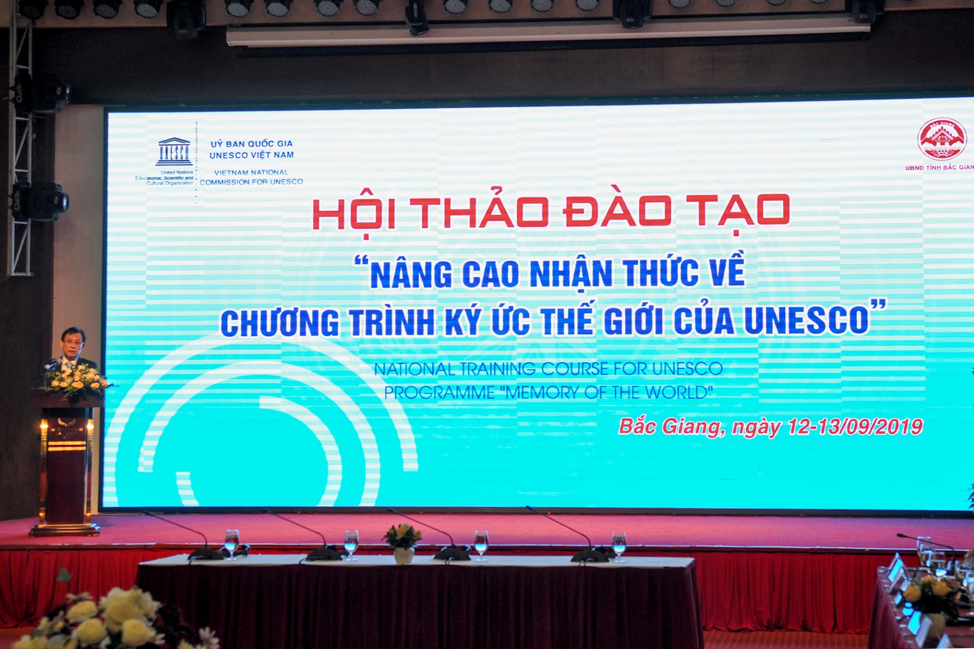 “Nâng cao nhận thức về chương trình Ký ức thế giới của UNESCO” nang cao nhan thuc ve chuong trinh ky uc the gioi cua unesco