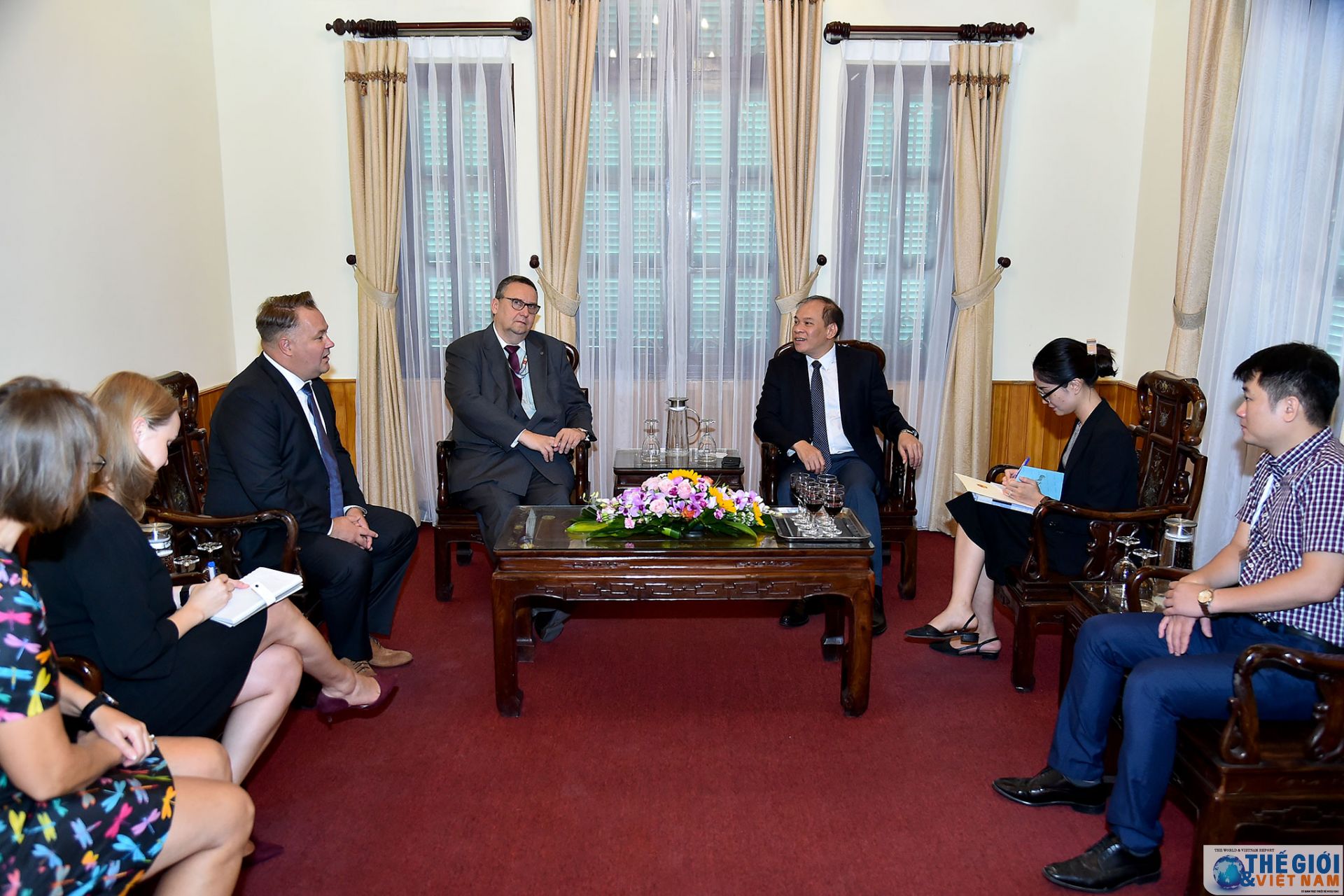 Trao Giấy chấp nhận lãnh sự danh dự Phần Lan tại TP. Hồ Chí Minh trao giay chap nhan lanh su danh du phan lan tai tp ho chi minh