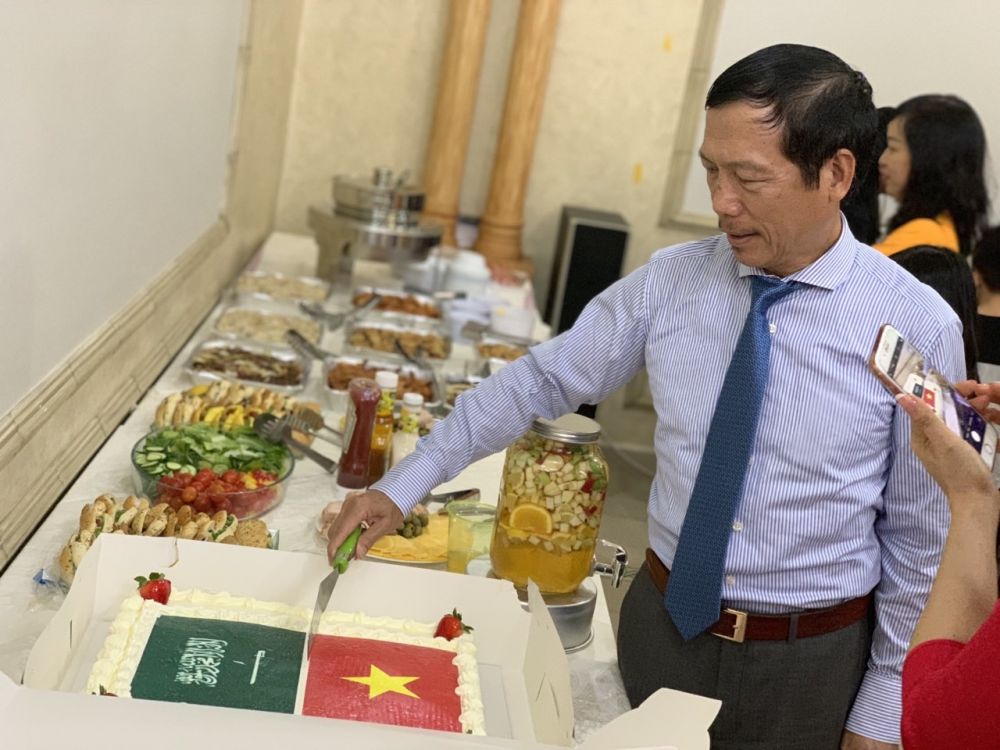 le-ky-niem-75-nam-quoc-khanh-29-tai-vuong-quoc-saudi-arabia-3