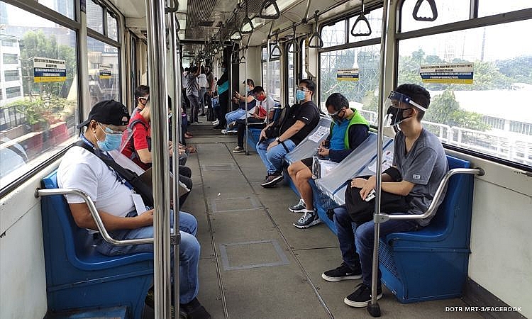 Bộ Y tế Philippines công bố ngày 13/9, trong 24 giờ qua, nước này phát hiện thêm 3.372 ca mắc Covid-19 và 79 ca tử vong. covid-19-philippines-va-indonesia-co-ha-ng-nghi-n-ca-ma-c-mo-i-mo-i-nga-y-czech-va-a-o-ba-t-da-u-la-n-so-ng-lay-nhie-m-thu-hai