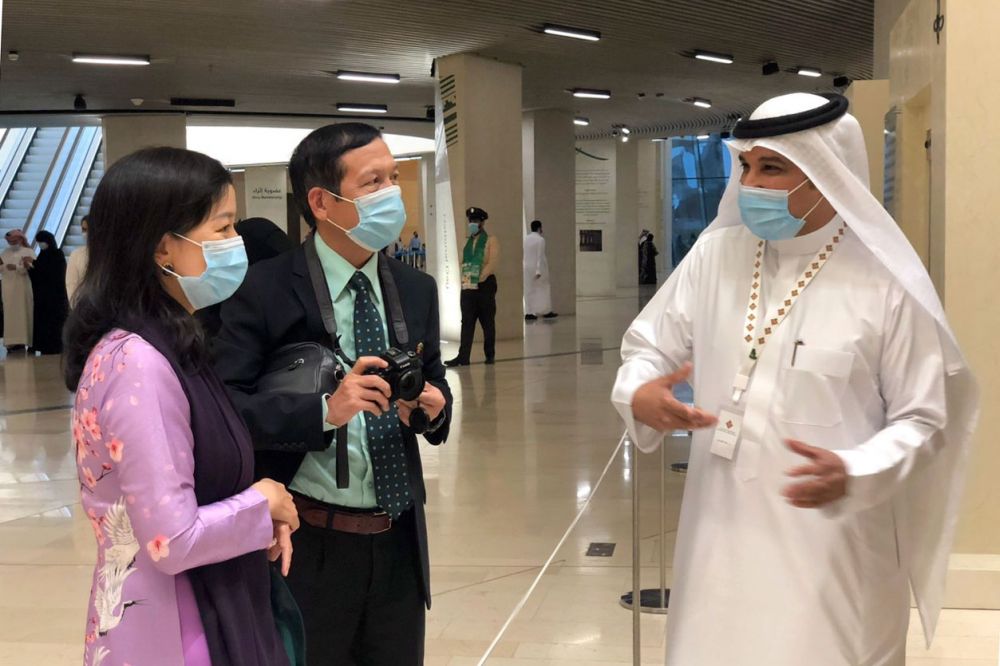 Đại sứ Vũ Viết Dũng dự các hoạt động kỷ niệm Quốc khánh Saudi Arabia Đại sứ Vũ Viết Dũng dự các hoạt động kỷ niệm Quốc khánh Saudi Arabia