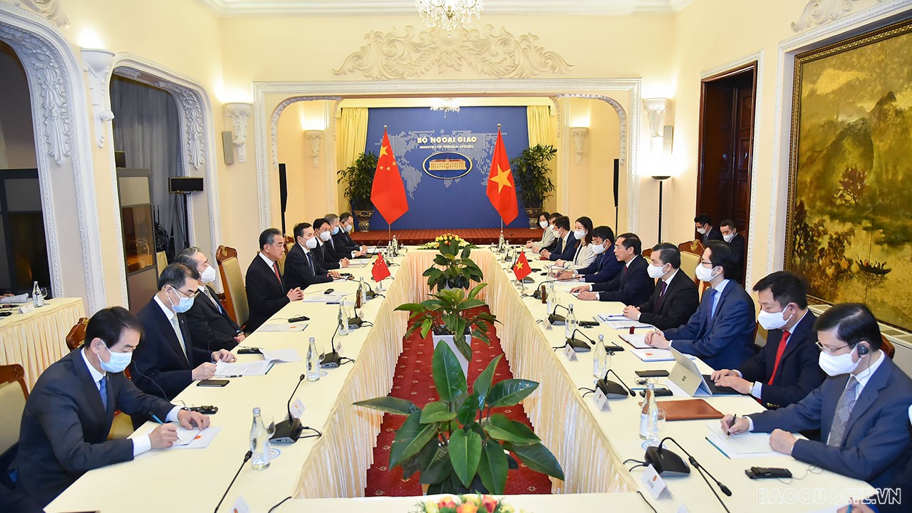 Toàn cảnh Bộ trưởng Ngoại giao Bùi Thanh Sơn đón, hội đàm với Bộ trưởng Ngoại giao Trung Quốc Vương Nghị qua ảnh