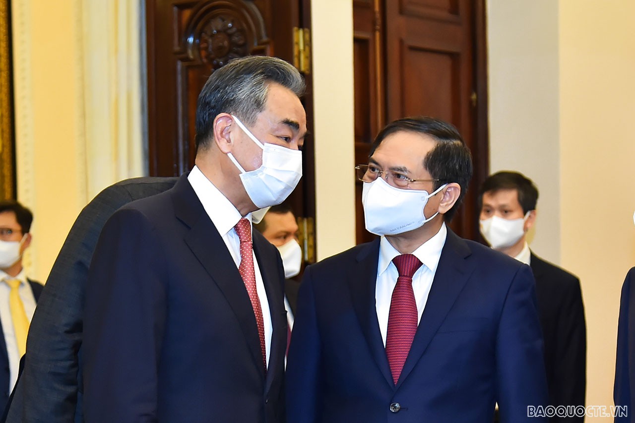 Bộ trưởng Ngoại giao Bùi Thanh Sơn hội đàm với Bộ trưởng Ngoại giao Trung Quốc Vương Nghị