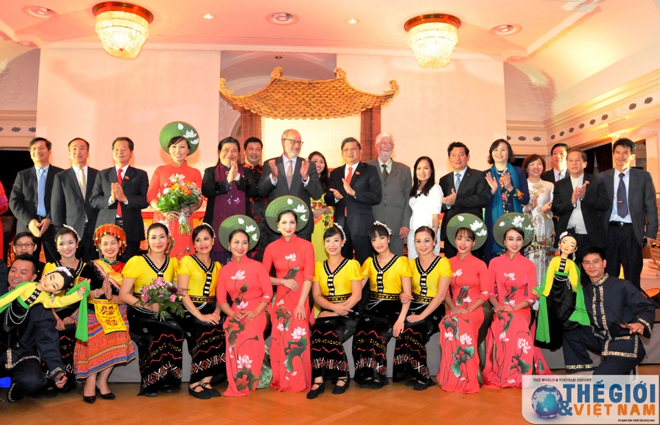 nhieu hoat dong ky niem 45 nam quan he ngoai giao viet nam thuy si