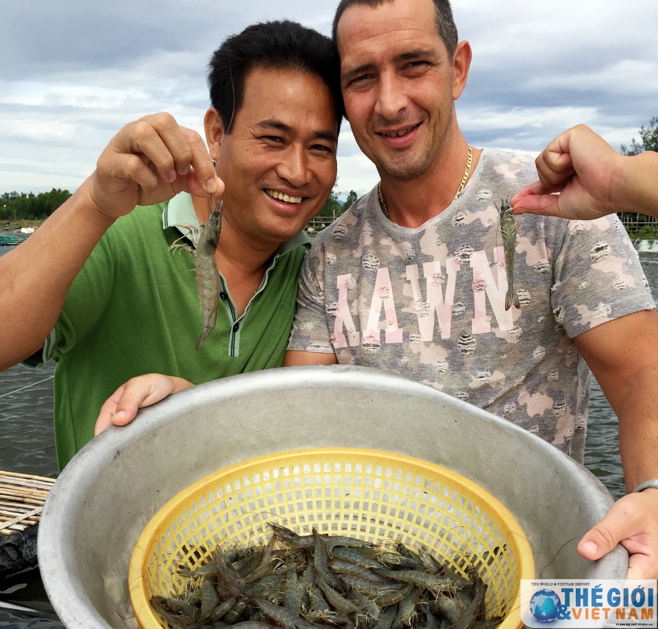 gap ong tay lam nong dan o mien trung