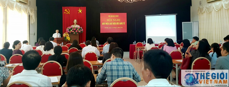hoi nghi gioi thieu luat dieu uoc quoc te 2016