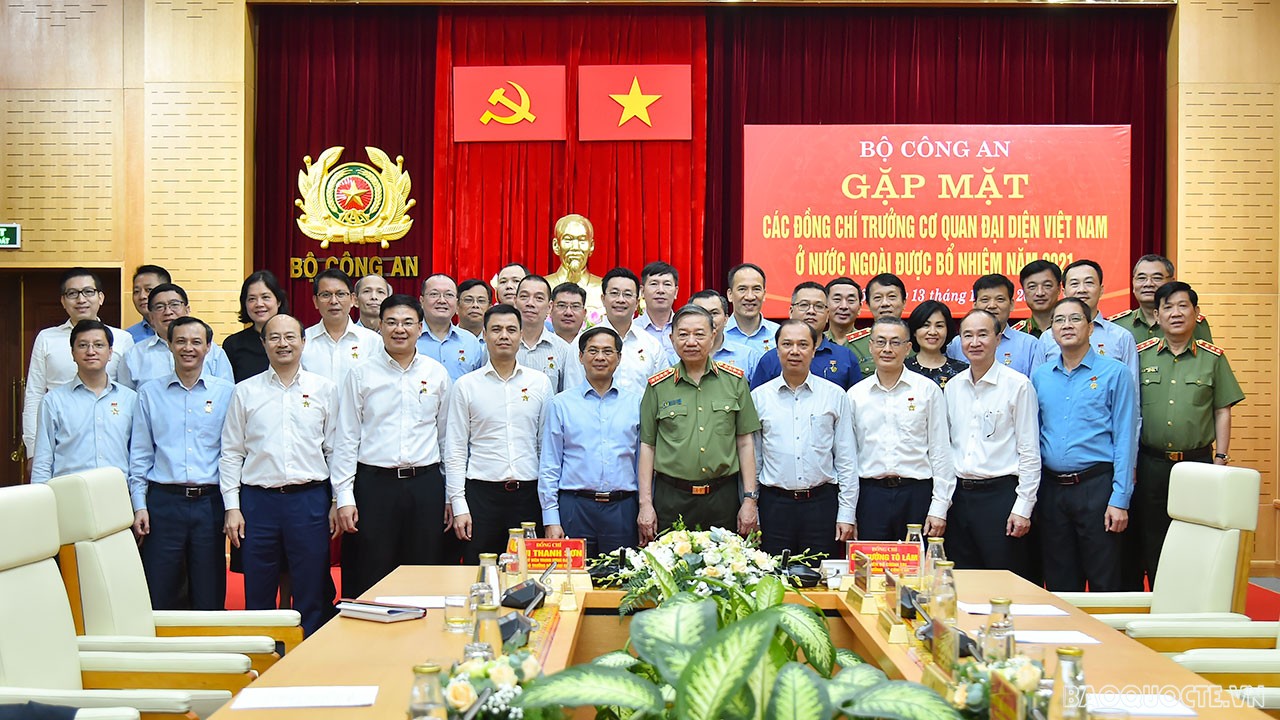Bộ Công an gặp mặt các Trưởng Cơ quan đại diện Việt Nam ở nước ngoài được bổ nhiệm năm 2021