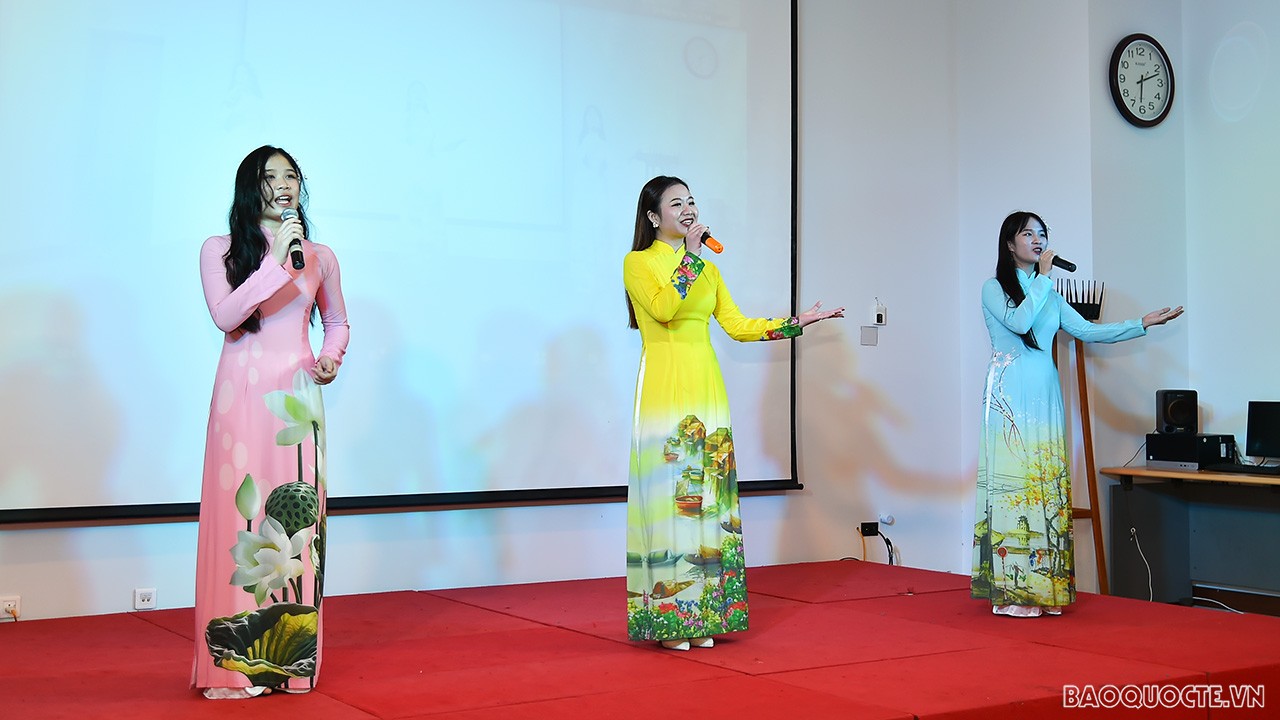 Toàn cảnh Lễ kỷ niệm Ngày Phụ nữ Việt Nam 20/10 của Bộ Ngoại giao qua ảnh