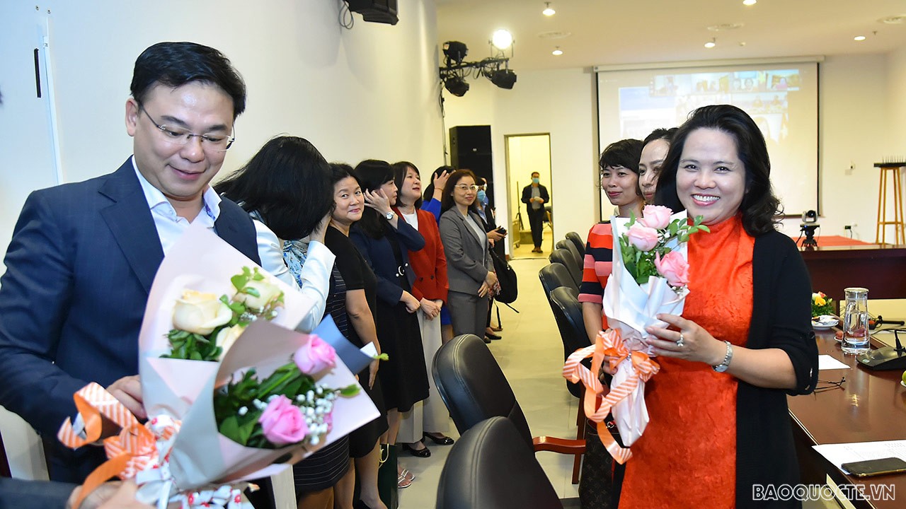 Toàn cảnh Lễ kỷ niệm Ngày Phụ nữ Việt Nam 20/10 của Bộ Ngoại giao qua ảnh