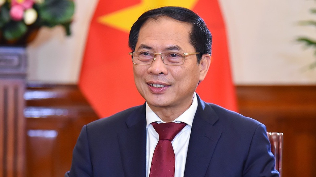 Bộ trưởng Ngoại giao Bùi Thanh Sơn: Việt Nam hết sức coi trọng và chân thành mong muốn phát triển quan hệ với Trung Quốc
