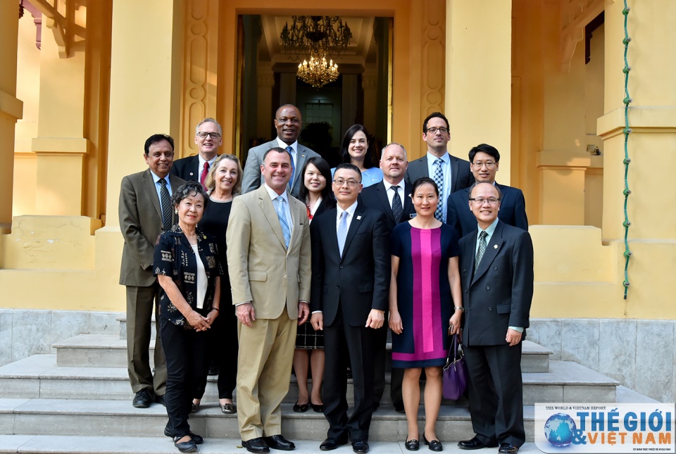 thuc day hop tac giua can tho va riverside my