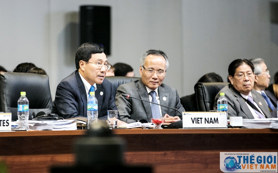 hoi nghi bo truong ngoai giao kinh te apec nhat tri day manh ba tru cot hop tac