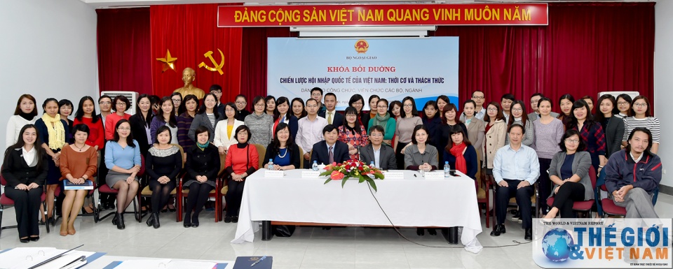 khai giang khoa boi duong kien thuc cho can bo lam cong tac hoi nhap quoc te