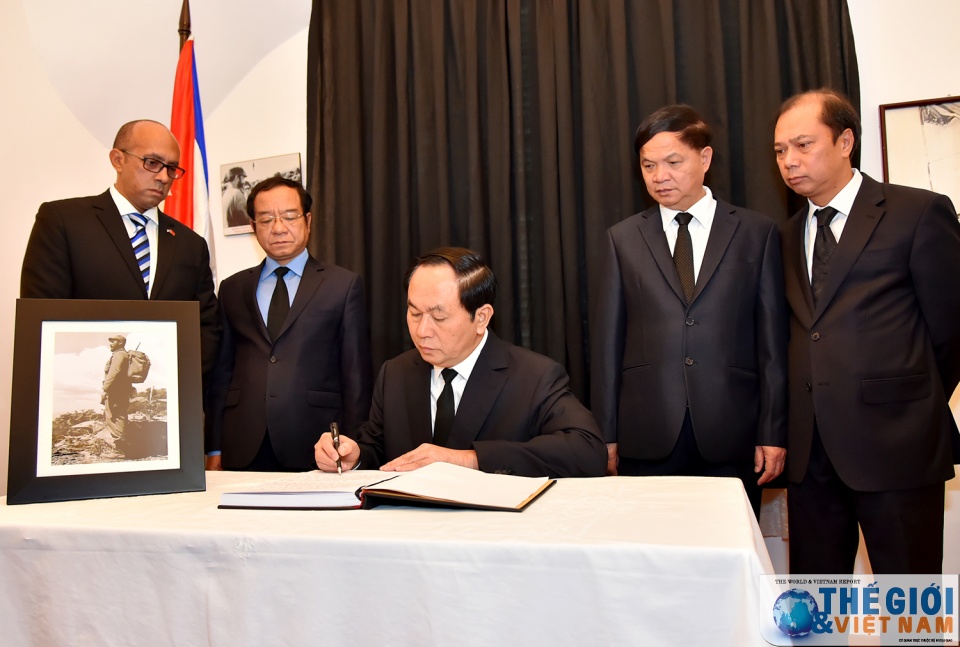 lanh dao dang nha nuoc chinh phu vieng lanh tu cuba fidel castro