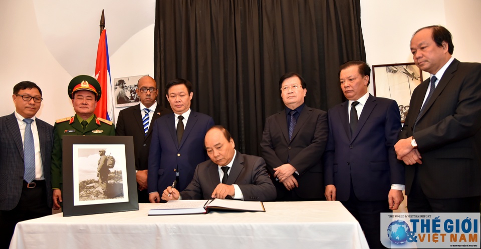 lanh dao dang nha nuoc chinh phu vieng lanh tu cuba fidel castro