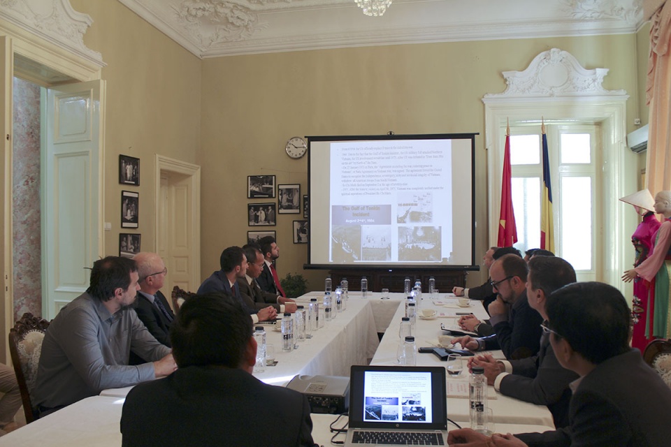 Tọa đàm về Chủ tịch Hồ Chí Minh tại Romania toa dam ve chu tich ho chi minh tai romania